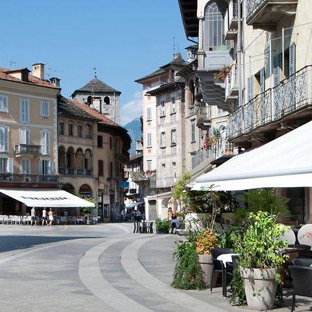Casa Dell'Edera - Holiday Apartment In Domodossola Eksteriør billede