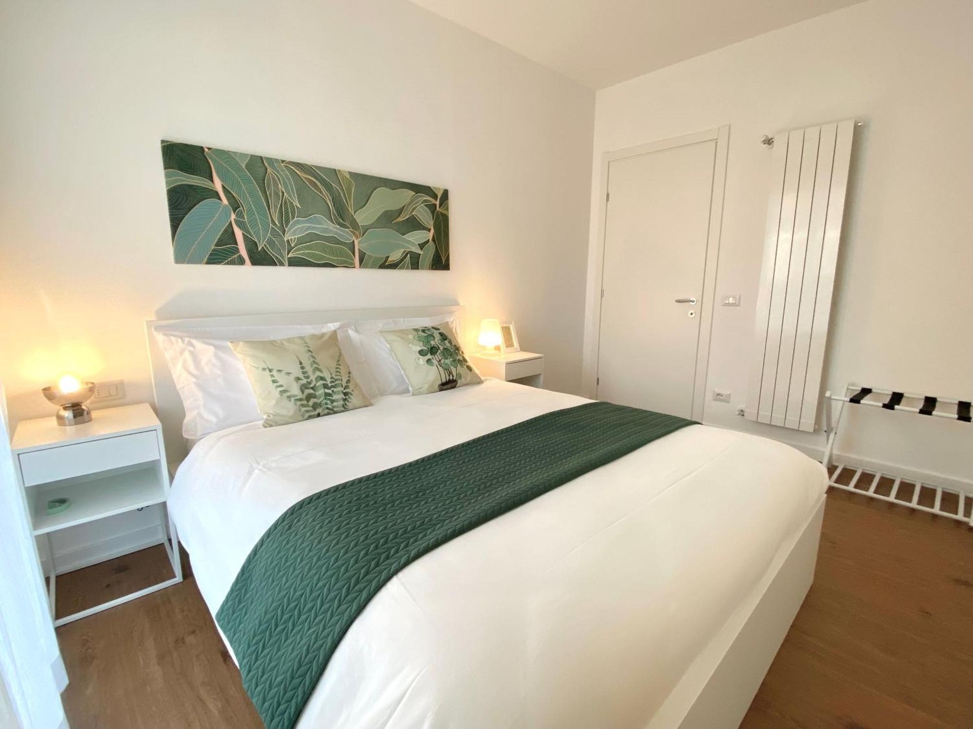 Casa Dell'Edera - Holiday Apartment In Domodossola Eksteriør billede