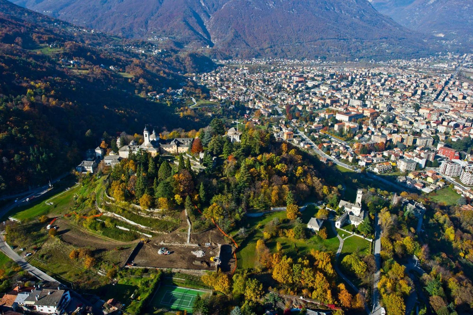 Casa Dell'Edera - Holiday Apartment In Domodossola Eksteriør billede